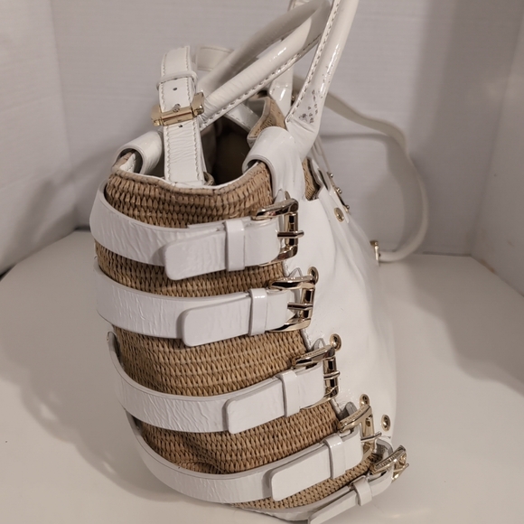 Michael Kors White Patent Leather &‎ Beige Raffia Buckled Hobo Bag - Picture 4 of 16